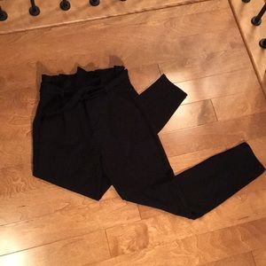 High waist belted paperbag black pant